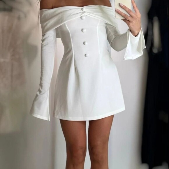 Commense Dresses & Skirts - 32Q. Nwt Commense Off The Shoulder Long Sleeve Button Down Mini Dress XL